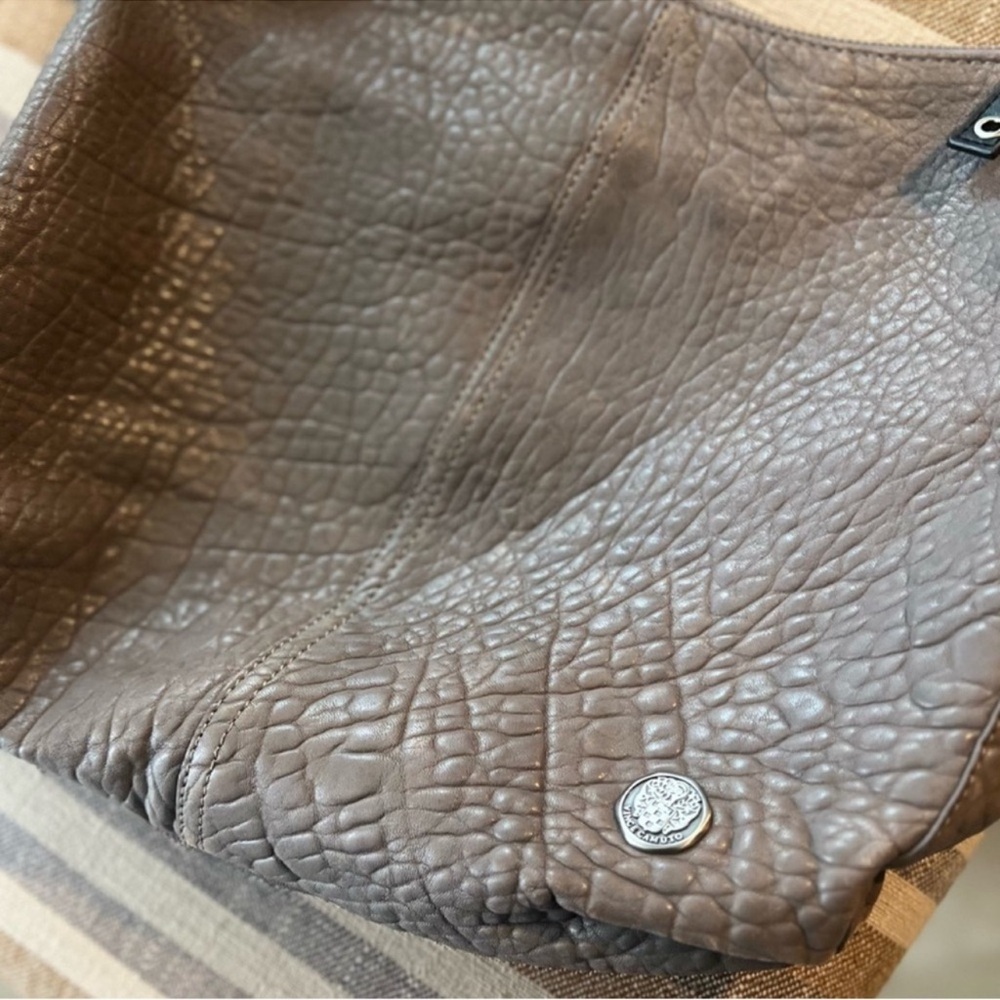 Vince Camuto bubble lamb skin genuine leather hobo purse shoulder bag - Picture 4 of 16